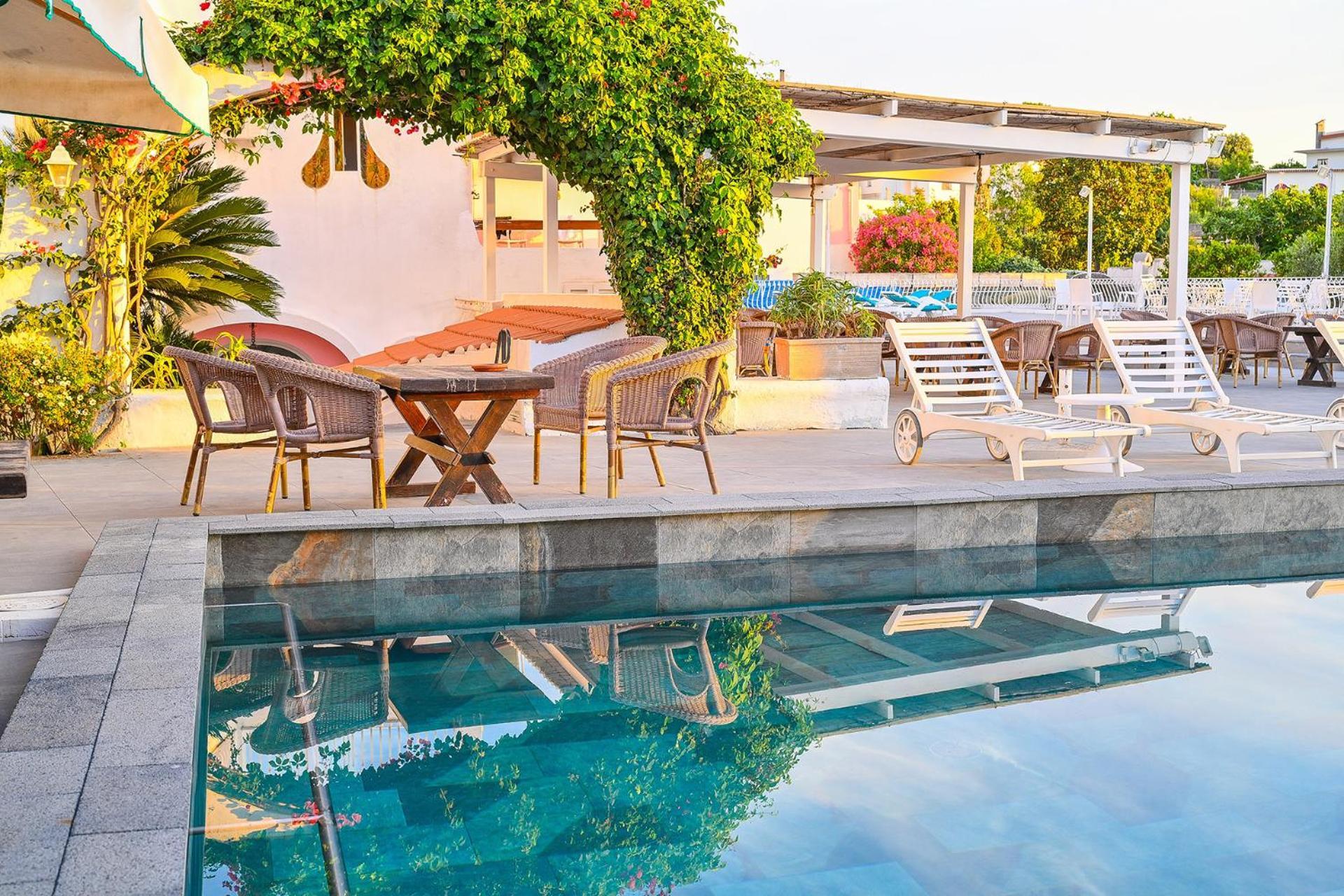 Av Club Terme Colella Hotell Forio di Ischia Exteriör bild