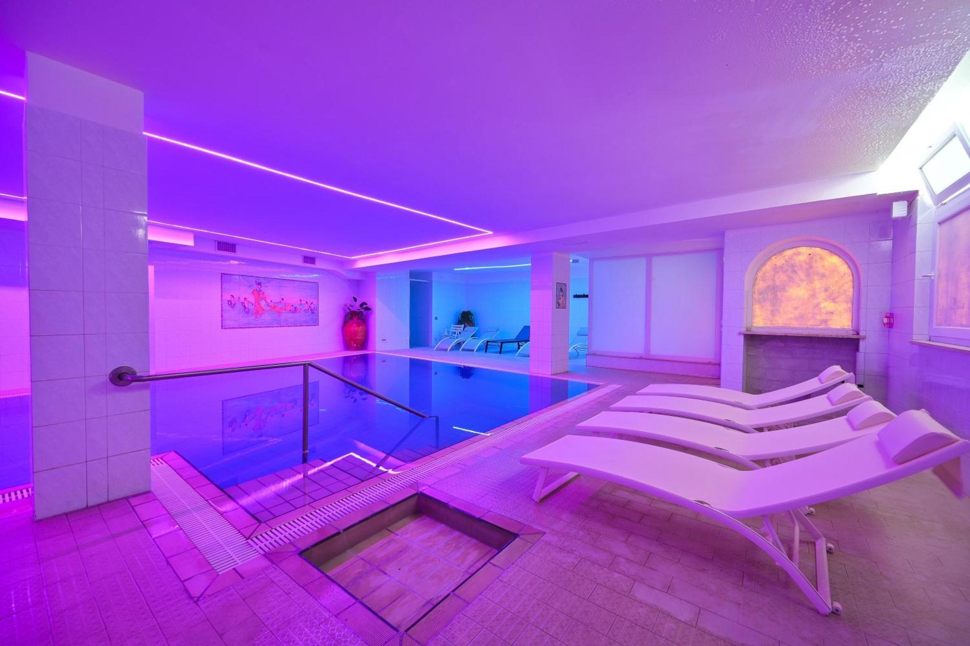 Av Club Terme Colella Hotell Forio di Ischia Exteriör bild