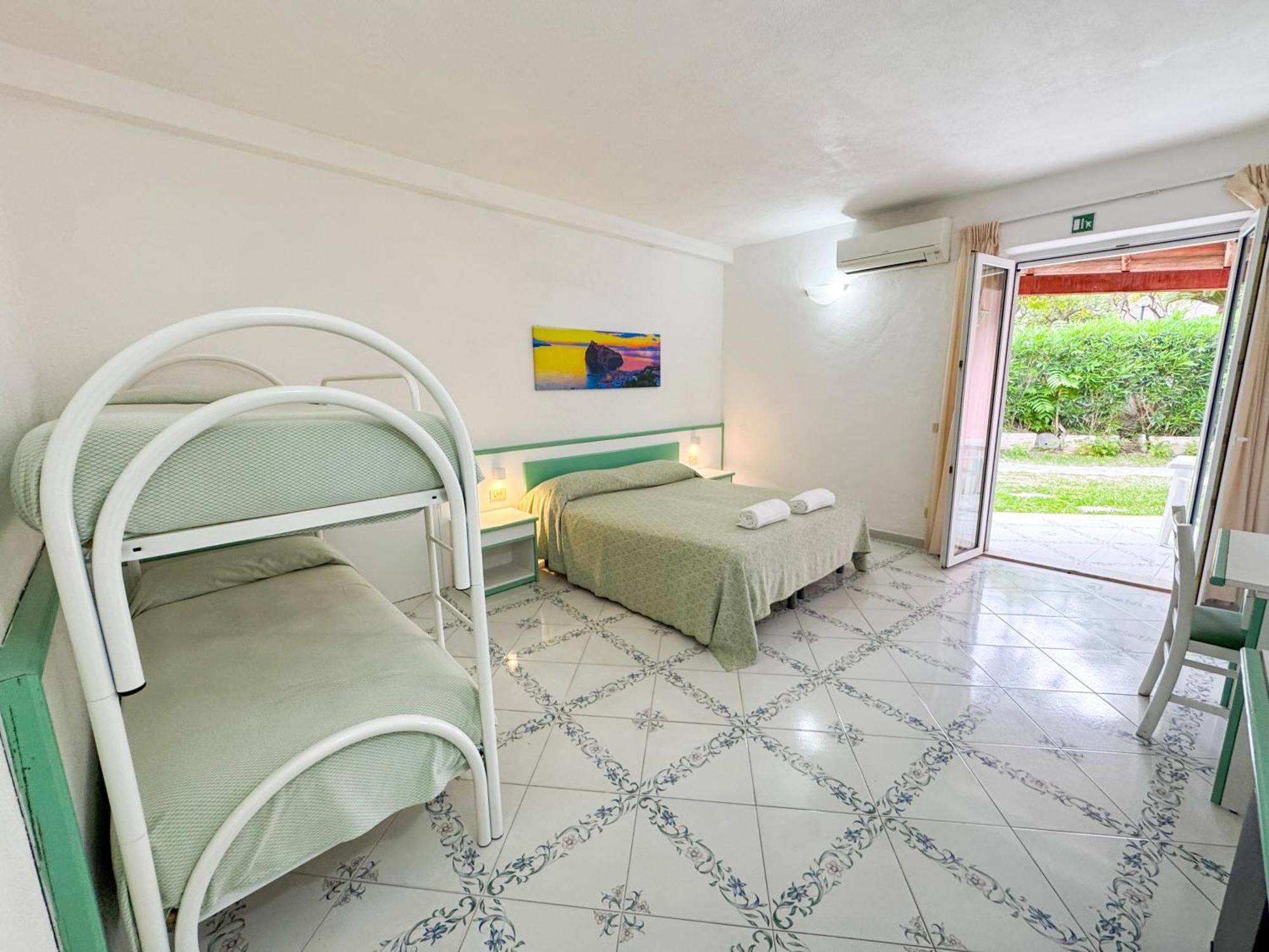 Av Club Terme Colella Hotell Forio di Ischia Exteriör bild